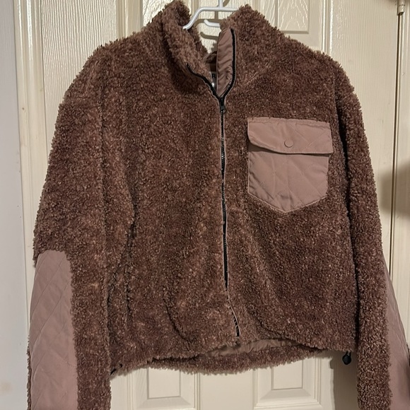 Garage Jackets & Blazers - NWOT Garage Rose Tinted Brown Fuzz Cropped Jacket Zip-Up‎